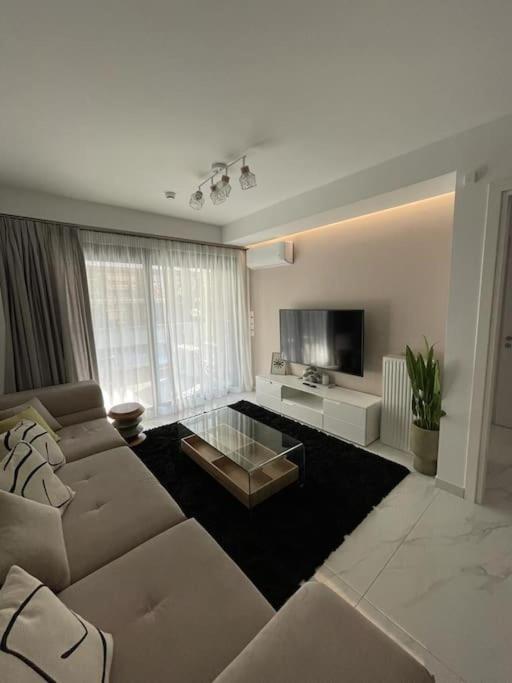 Niarchos Apartment III Atény Exteriér fotografie